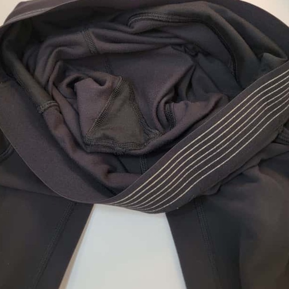 Lululemon✨Principal Dancer Golden Lining Tight *28"✨Black✨RARE LIKE NEW✨sz 6 - Picture 13 of 16